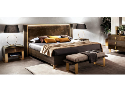 Design lit chambre 3 pièces. Lit en cuir 2x Table de chevet Lit Classique r Set de lits de luxe