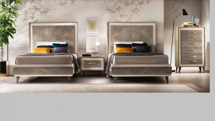 Chambre Ensemble Lit Tables de chevet Commode Style Suite Mobilier italien 4 pièces