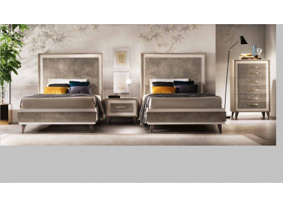 Chambre Ensemble Lit Tables de chevet Commode Style Suite Mobilier italien 4 pièces