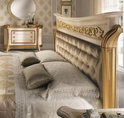 Lit en bois de designer classique Chambre à coucher Élégant Mobilier Rembourré Lits doubles nouveaux