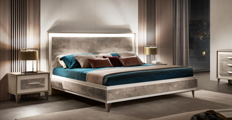 Lit 2x Table de chevet Ensemble de chambre à coucher 3 pièces Mobilier Moderne de Luxe Lits arredoclassic