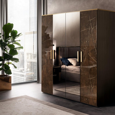 Armoire de vêtements de luxe Armoires de vêtements Armoires de designer Mobilier laqué de haute qualité Bois de vie Nouveau