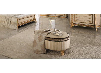 Conception Tabouret Rembourré Repose-pieds Ottomane Siège Chaise Pouf Rembourré Bancs