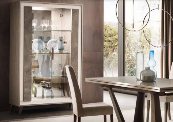 Ziegenbrustvitrine Kommodenvitrine Kommoden Vitrine Glas Designer Kleiderschränke Schränke