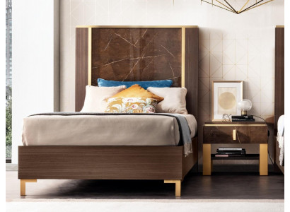 Lit Table de chevet Chambre Lit rembourré Classique Designer Meubles arredoclassic