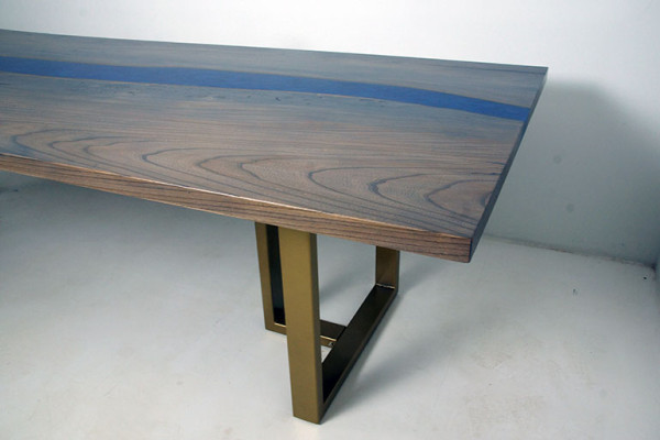 Table en résine époxy Table à manger en vrai bois Meubles en bois massif en résine époxy en cascade