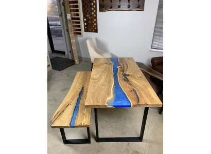 Table de conception Tabouret Table à manger Table de cuisine Tables de salon Bancs solides 2 pièces neufs