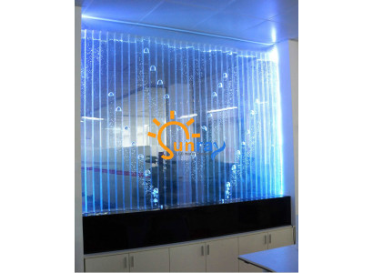 Panneau mural avec des bulles d'eau, mur d'eau décoratif conçu avec LED.