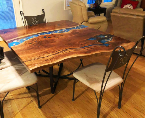Table personnalisée Résine époxy Résine époxy Rivière Bois véritable Prix 1 mètre carré Tables