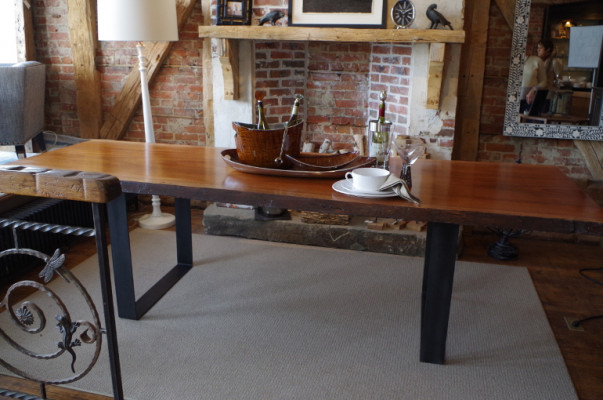 Table contemporaine Table à manger Table de cuisine Contemporaine faite à la main
