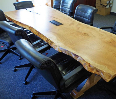 Table de conférence Table à manger Meubles en bois massif Tables à manger sur mesure Prix