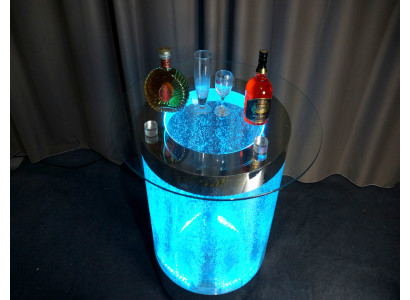 Comptoir de bar à LED, mur d'eau, étagère, mobilier de comptoir éclairé, table basse.