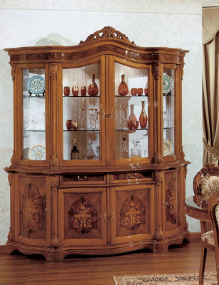 xxl met en valeur la garde-robe en verre, la vitrine en bois véritable, le buffet, les meubles italiens et les armoires.