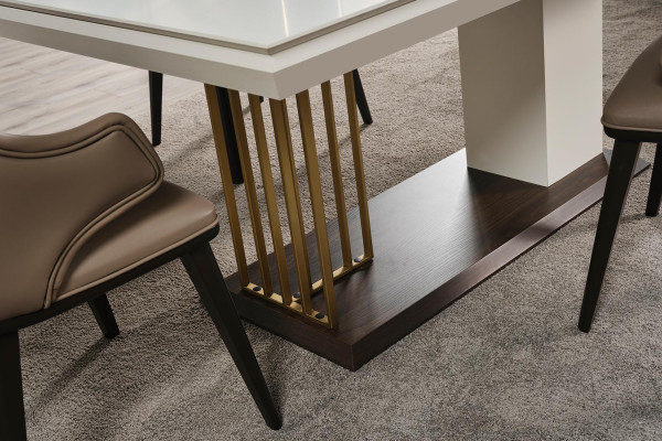 Salle à manger Mobilier Designer Table à manger 4x chaises Ensemble complet 5 pièces