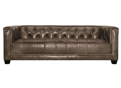 Trois canapés design Chesterfield en cuir marron trois places pour salon moderne, neufs.