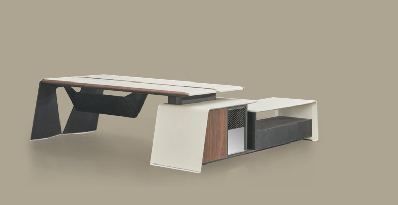 Bureau de design Bureau Chaise Aménagement de la table d'angle avec 2 chaises.