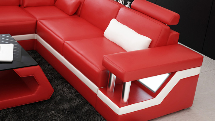 Canapé d'angle de salon en cuir avec un design moderne pour la décoration d'intérieur.