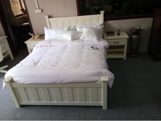 Lit double classique Lits en bois Lit style maison de campagne Bois massif