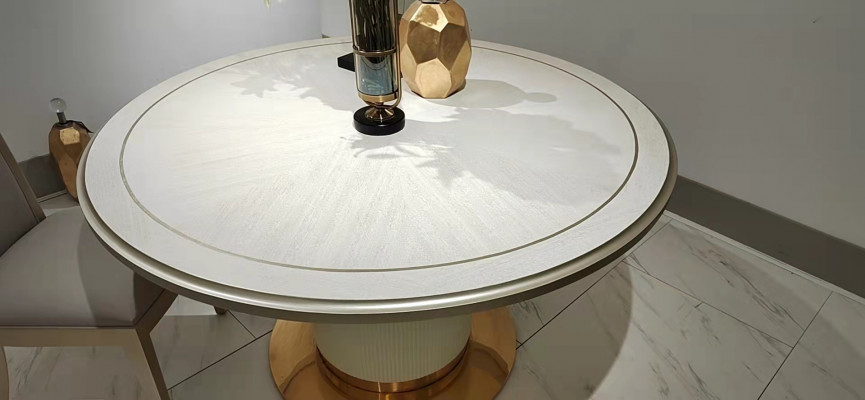 Table à manger ronde Mobilier de luxe Ameublement Tables rondes Table Tables à manger Italie nouveau