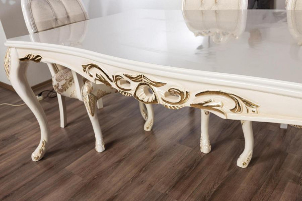 Table de salle à manger classique beige Table de design Tables en bois Mobilier Salon