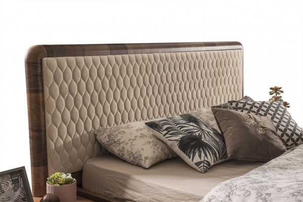 Mobilier de chambre à coucher Lit de designer de luxe 2x Tables de nuit Lit double 3 pièces