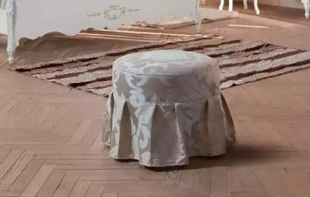 Tabouret rembourré rond de luxe gris, en tissu Ottoman de meubles rembourrés.