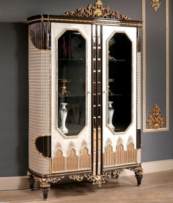 Vitrine classique Vitrine en bois de luxe Armoires Designer avec portes en verre Garde-robe
