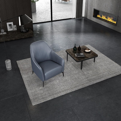 Fauteuil en cuir au design moderne pour salon de luxe et lounge en cuir.