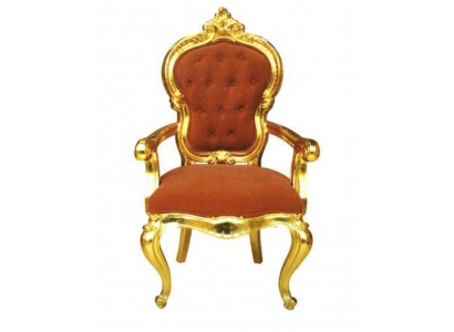 Chaise baroque élégante dans sa couleur orange originale avec des supports brillants de couleur or.