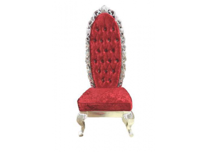 Fauteuil de trône rouge avec siège tapissé royal, style ancien, design Chesterfield