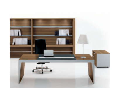 Bureau de bureau italien Meubles italiens Mobilier informatique Tables.