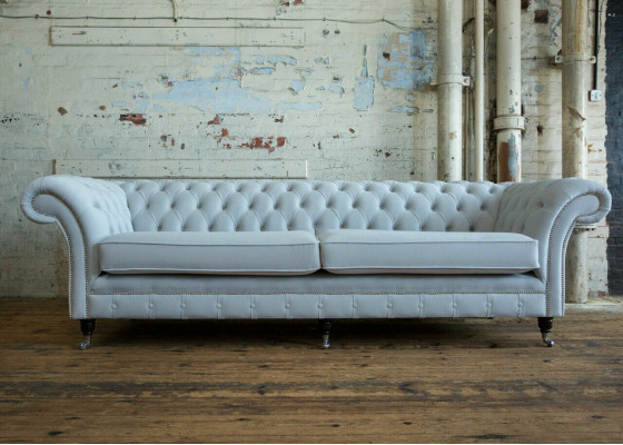 Canapé Chesterfield 4 places en tissu moderne en velours gris