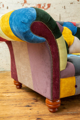 Conception moderne Canapé 2 places Chesterfield coloré Revêtement en tissu Design