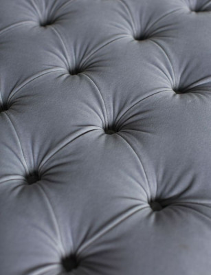 Grand lit double rembourré Chesterfield de luxe Meubles de chambre