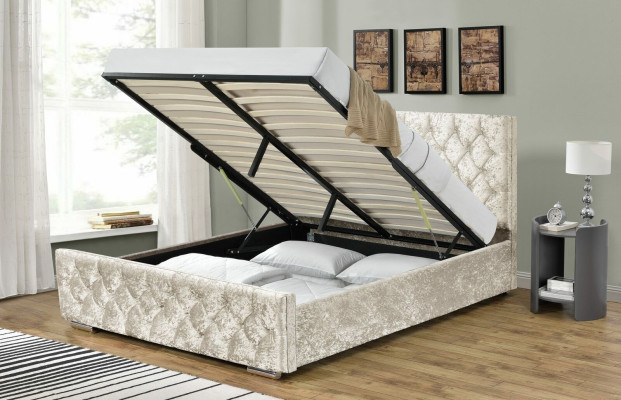 Lit capitonné Chesterfield en textile blanc Chambres Lits doubles Lit moderne