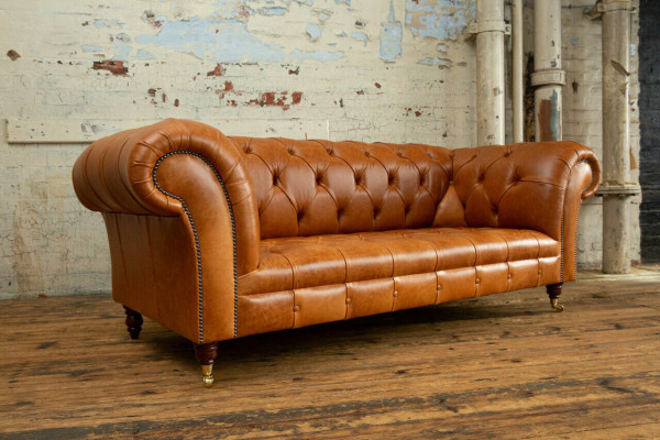 Canapé Chesterfield en velours à trois places. Design Canapés Rembourrés Canapés Velours 220cm.