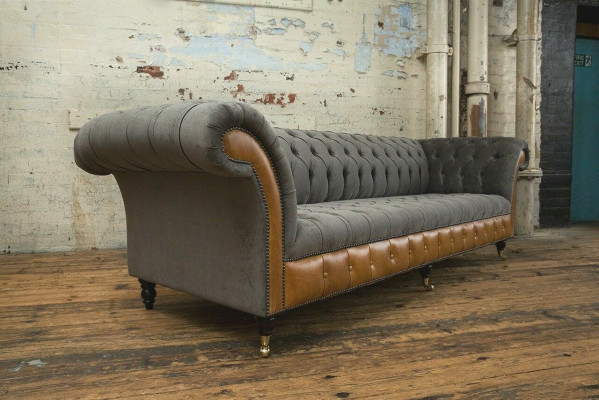 Canapé Chesterfield designer en tissu gris-brun 4 places de luxe