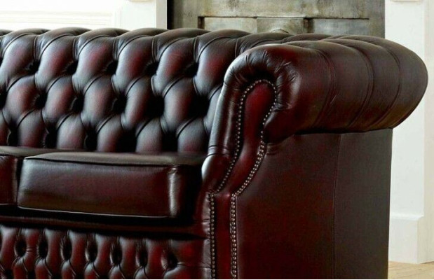Canapé Chesterfield en cuir, suite de canapés 3 places, neuf.