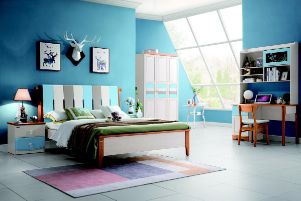 Véritable ensemble de meubles en bois comprenant un lit, un bureau et une armoire - 5 pièces. Ensemble complet pour chambre en bois.