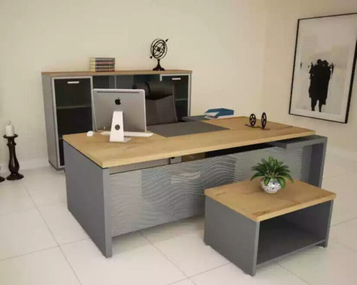 Ensemble de bureau moderne et de haute qualité en bois robuste, dans un style élégant.