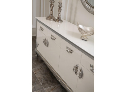 Commode blanche avec tiroirs pratiques et étagères élégantes.