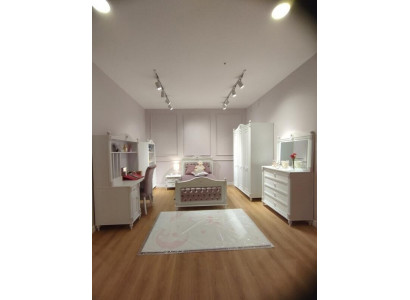 Ensemble complet de chambre d'enfants conçu par un designer. Set de chambre, meubles pour enfants et jeunes.