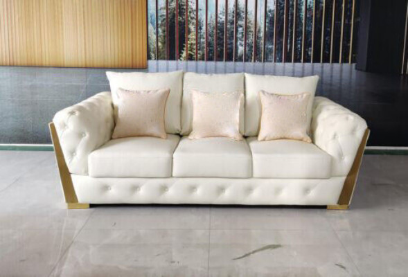 Trois canapés meubles ameublement Chesterfield Medusa Luxury ameublement