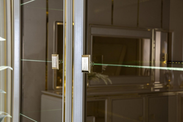 Vitrine Mobilier Blanc Salle à manger Armoire Verre Design Métal Élégant nouveau