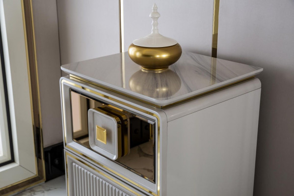 Commode blanche Belle Commode Armoire en métal Design moderne Chambre de luxe neuve