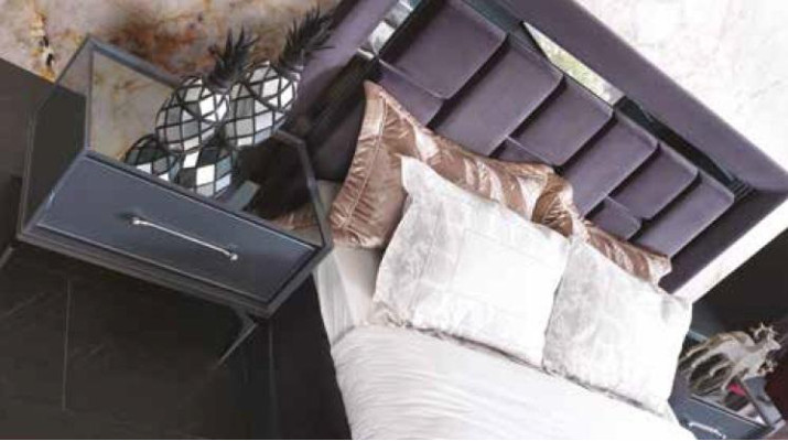 Ensemble de chambre moderne Lit gris 2x Table de chevet Armoire Commode 5 pièces.