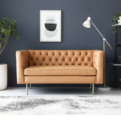 Canapé Chesterfield deux places style anglais, rose, turquoise, jaune, bleu.
