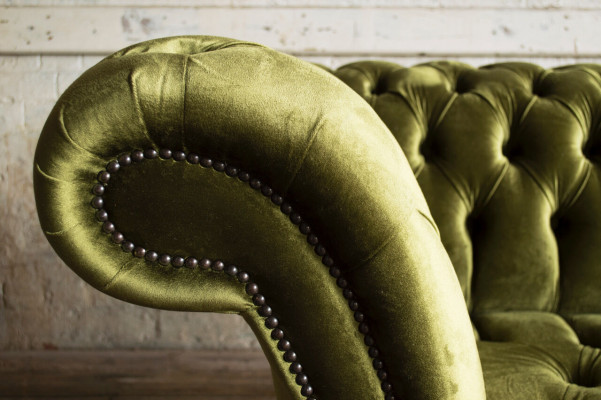 Canapé classique 2 places Chesterfield en tissu velours avec cristaux vert velours neuf