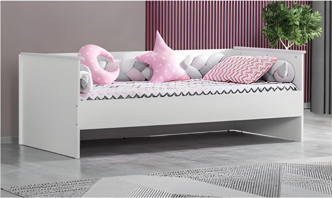 Mobilier de chambre d'enfant : lit d'enfant rose, armoire, commode, chambre d'adolescent en bois.