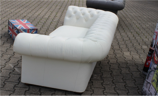 Canapé Chesterfield 3 places en cuir Napalon neuf